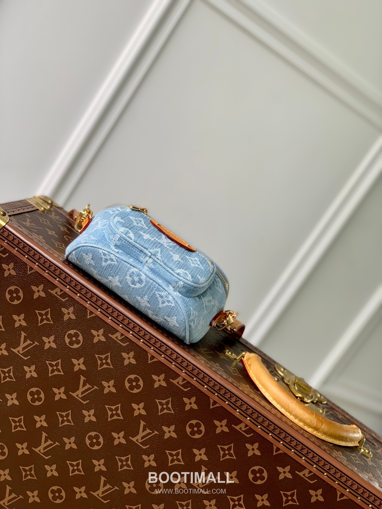 Louis Vuitton Mini Bumbag M83353 Monogram Denim Canvas Waist Bag 루이비통 미니 범백 모노그램 데님 캔버스 웨이스트백 17cm 4