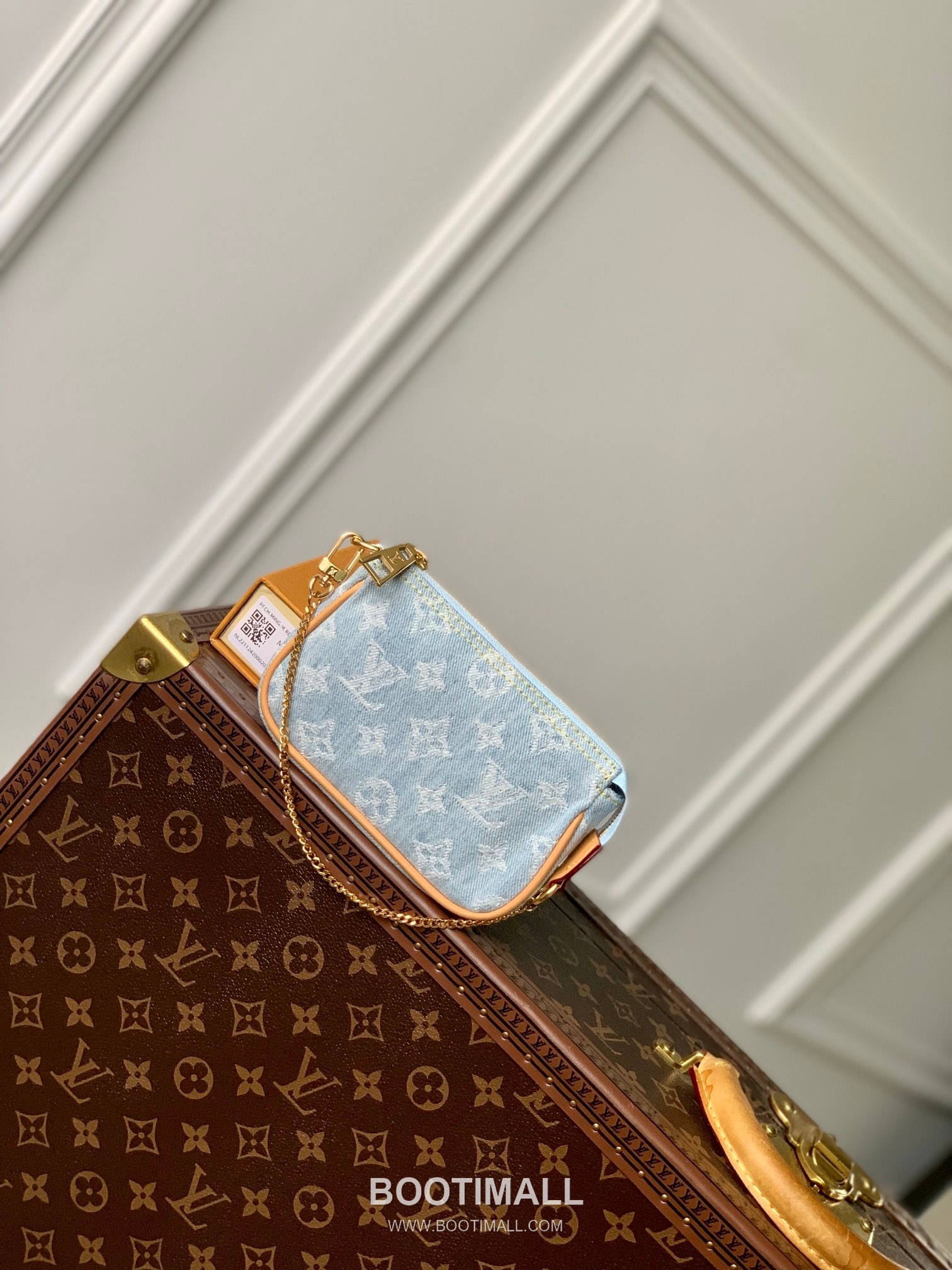 Louis Vuitton Mini Pochette Accessoires M82960 Monogram Denim Canvas Clutch Bag 루이비통 미니 포쉐트 액세수아르 모노그램 데님 캔버스 클러치백 15.5cm 2