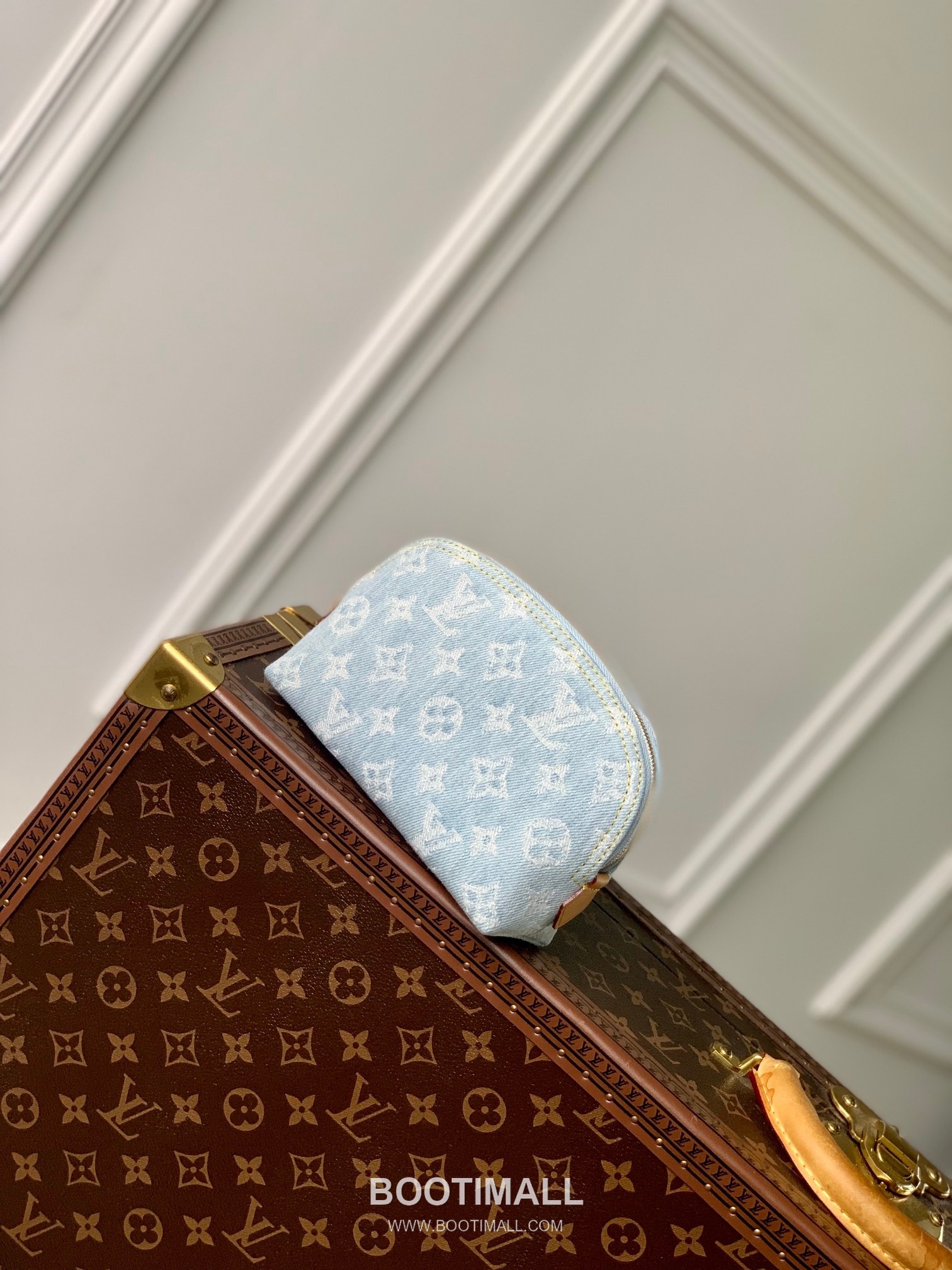 Louis Vuitton Pochette Cosmétique M83616 Monogram Denim Canvas Cosmetic Pouch 루이비통 포쉐트 코스메틱 모노그램 데님 캔버스 코스메틱 파우치 19cm 2