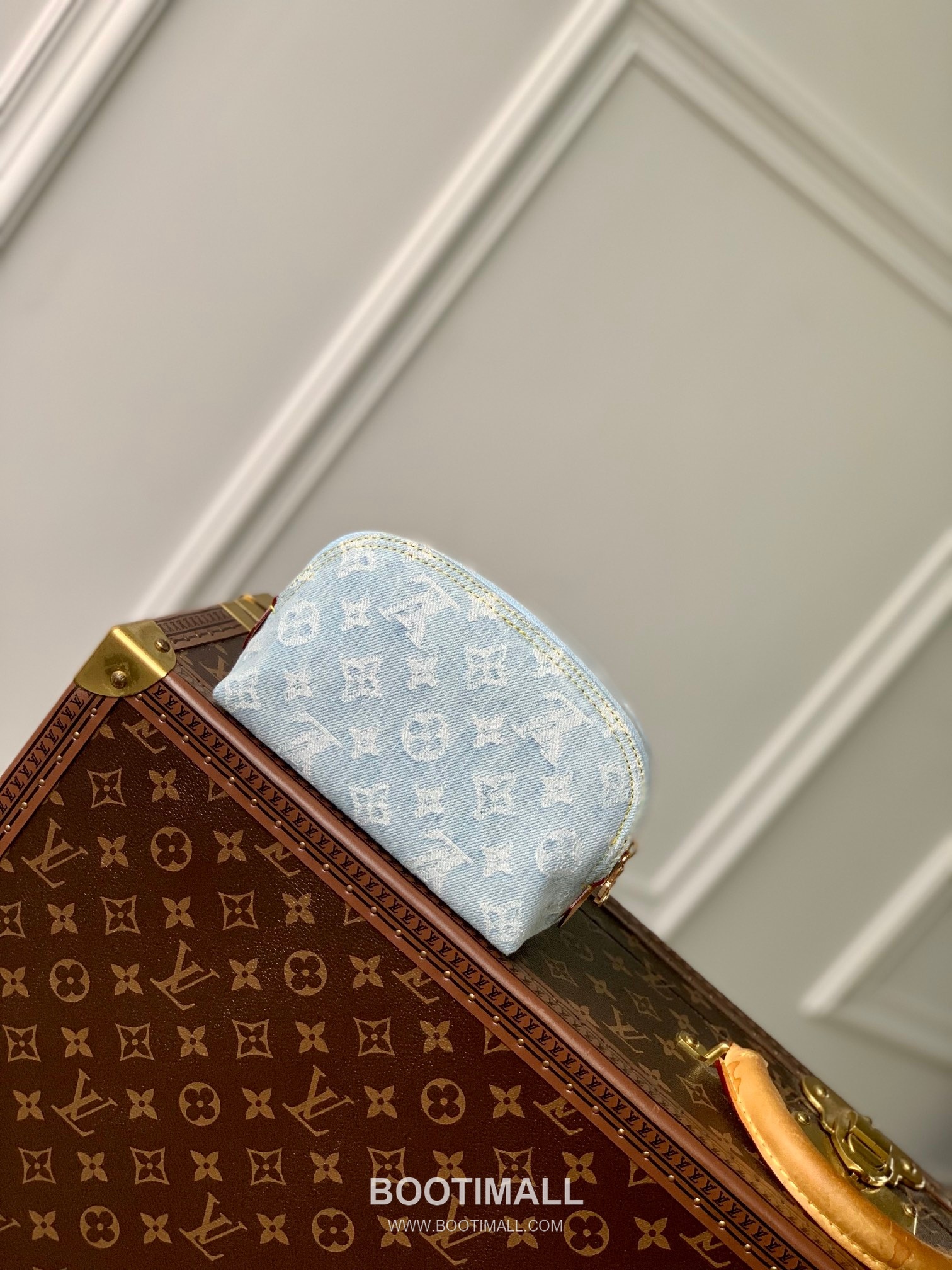 Louis Vuitton Pochette Cosmétique M83616 Monogram Denim Canvas Cosmetic Pouch 루이비통 포쉐트 코스메틱 모노그램 데님 캔버스 코스메틱 파우치 19cm 3