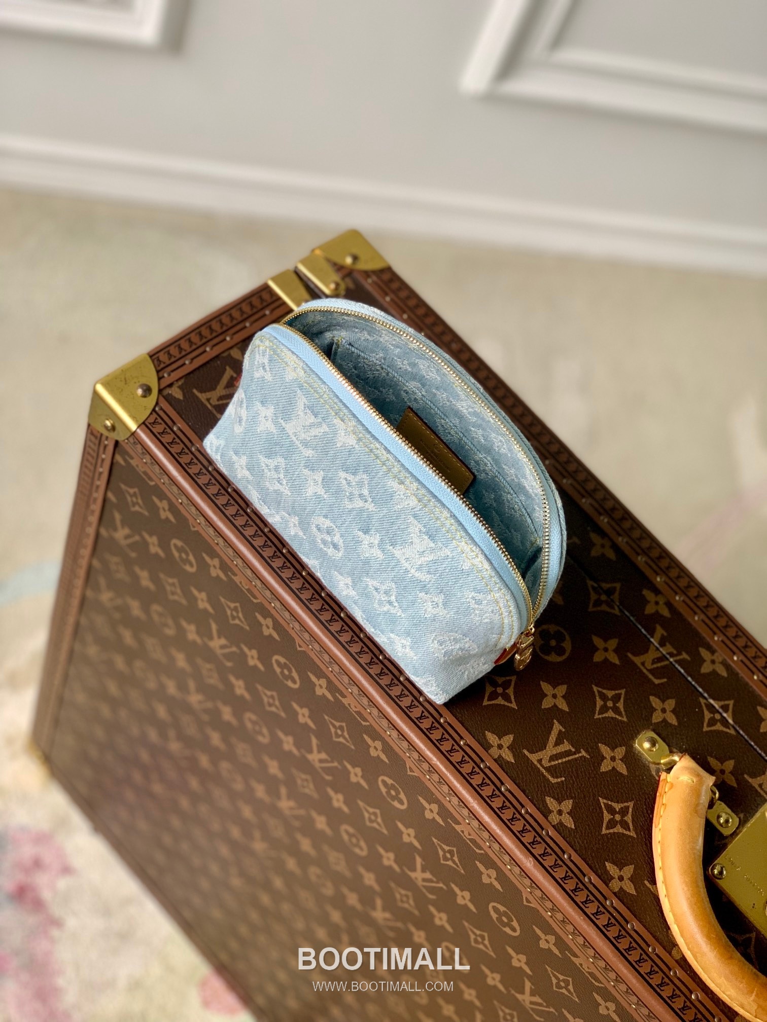 Louis Vuitton Pochette Cosmétique M83616 Monogram Denim Canvas Cosmetic Pouch 루이비통 포쉐트 코스메틱 모노그램 데님 캔버스 코스메틱 파우치 19cm 9