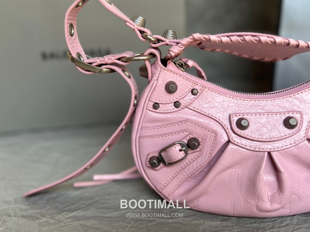 Balenciaga Le Cagole Small Hobo Bag Leather Shoulder & Crossbody Bag 발렌시아가 르 카골 스몰 호보백 레더 숄더 크로스백 26cm 4