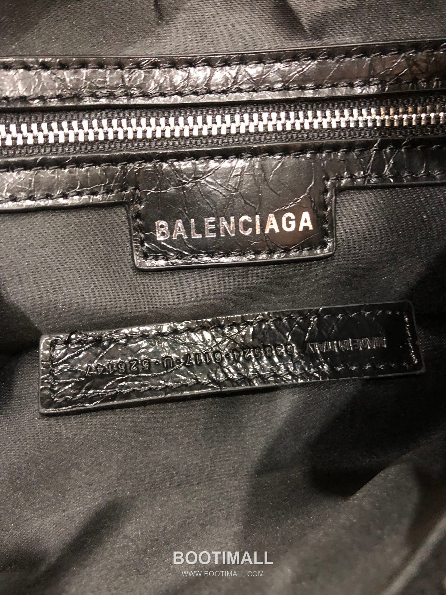 Balenciaga Le Cagole Large Hobo Bag Crystal Hardware Leather Shoulder & Crossbody Bag 발렌시아가 르 카골 라지 호보백 크리스탈 하드웨어 레더 숄더 크로스백 33cm 7