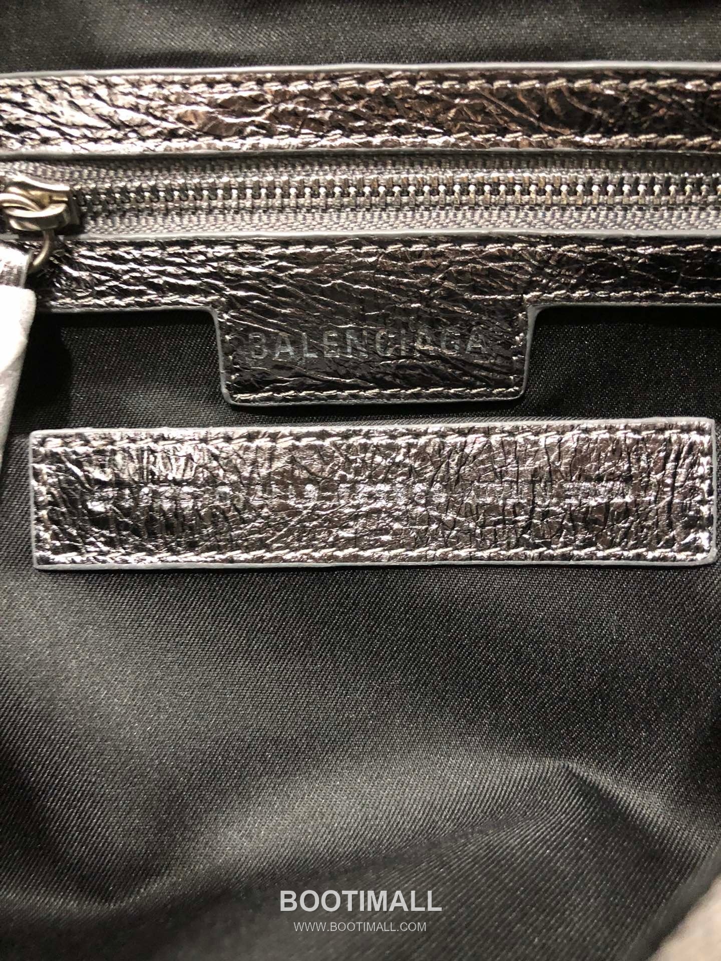 Balenciaga Le Cagole Large Hobo Bag Leather Shoulder & Crossbody Bag 발렌시아가 르 카골 라지 호보백 레더 숄더 크로스백 33cm 7