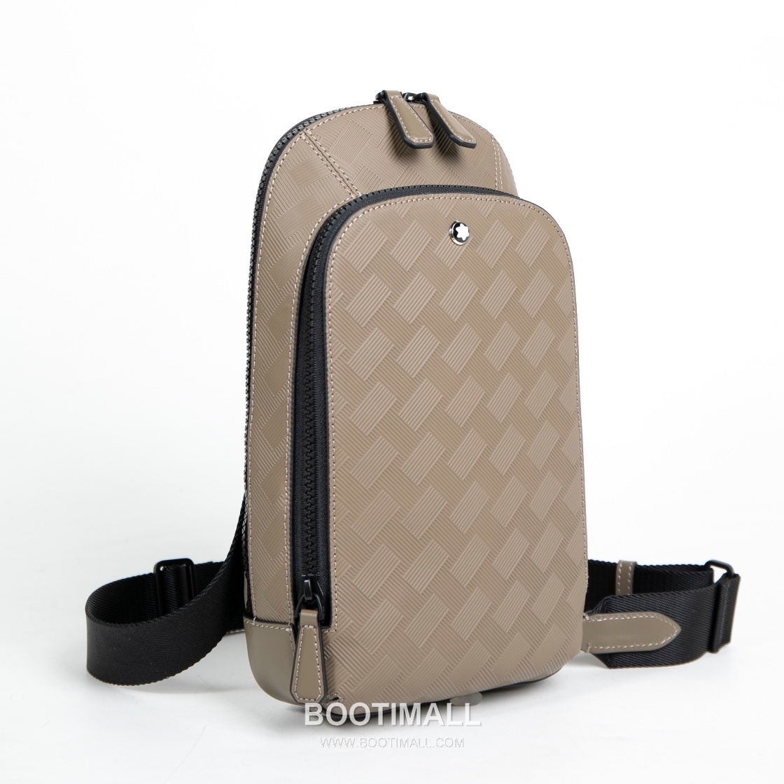Montblanc Sartorial 3.0 Crossbody Chest Bag MB220243 Leather Sling Bag 몽블랑 사토리얼 3.0 크로스바디 체스트백 MB220243 레더 슬링백 29.5cm 2