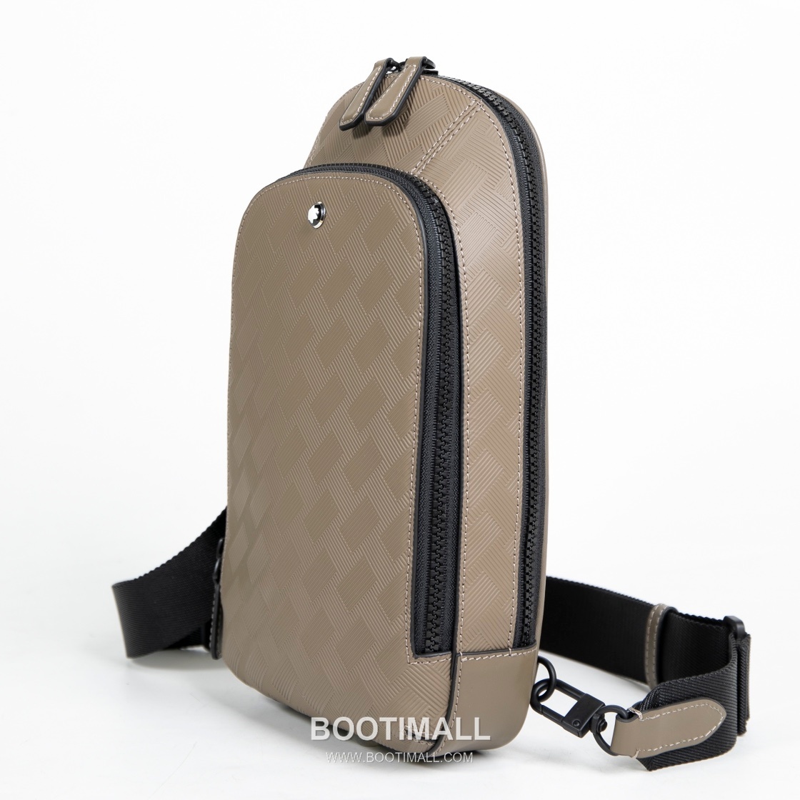 Montblanc Sartorial 3.0 Crossbody Chest Bag MB220243 Leather Sling Bag 몽블랑 사토리얼 3.0 크로스바디 체스트백 MB220243 레더 슬링백 29.5cm 3