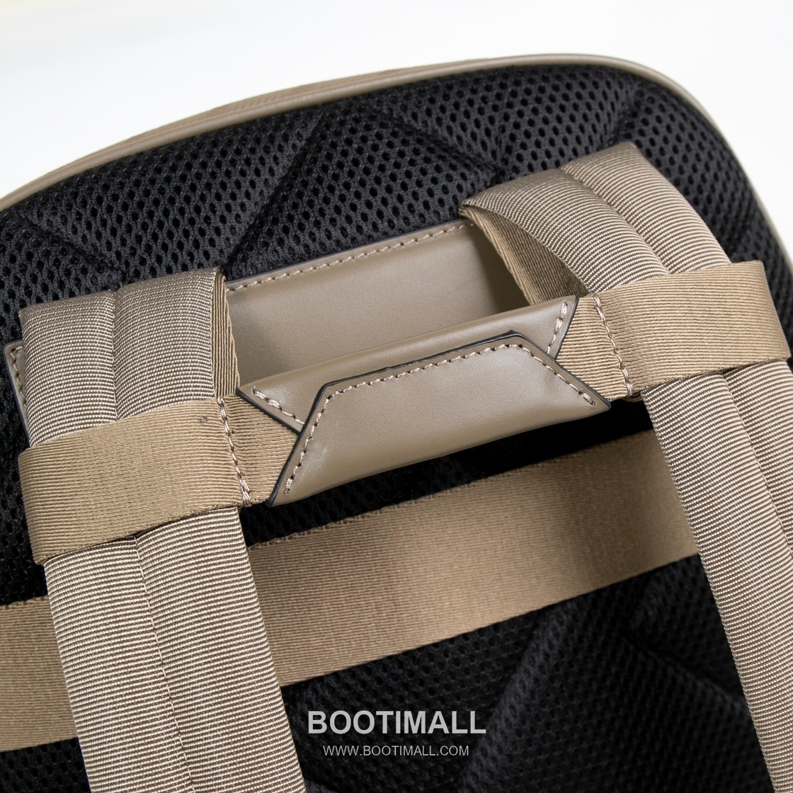 Montblanc Sartorial 3.0 M Buckle Backpack MB220246 Leather Backpack 몽블랑 사토리얼 3.0 M 버클 백팩 MB220246 레더 백팩 41cm 7