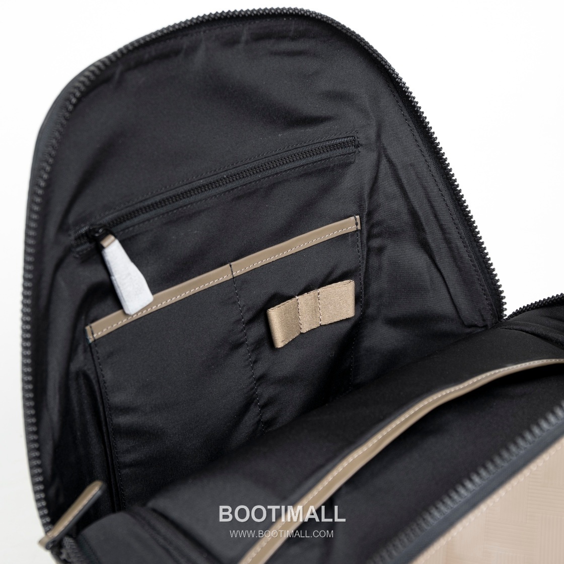 Montblanc Sartorial 3.0 M Buckle Backpack MB220246 Leather Backpack 몽블랑 사토리얼 3.0 M 버클 백팩 MB220246 레더 백팩 41cm 8