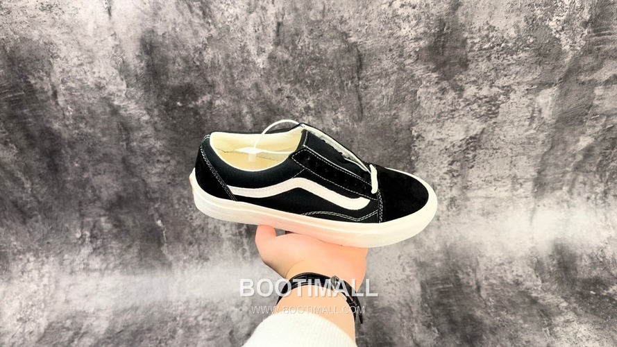 Vans Old Skool VR3 Canvas Low Sneakers 반스 올드스쿨 VR3 캔버스 로우 스니커즈
--- 11