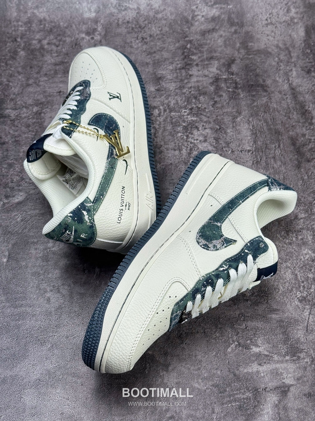 Nike Air Force 1 Low Leather Sneakers 나이키 에어포스 1 로우 레더 스니커즈
--- 3