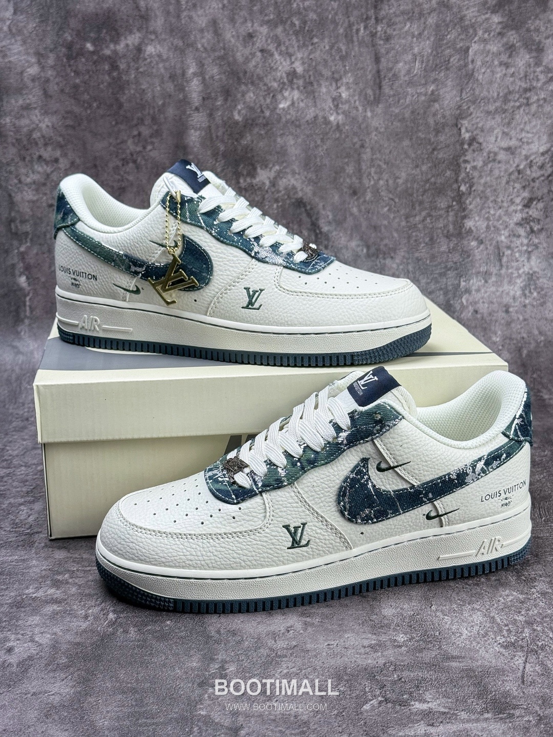 Nike Air Force 1 Low Leather Sneakers 나이키 에어포스 1 로우 레더 스니커즈
--- 4