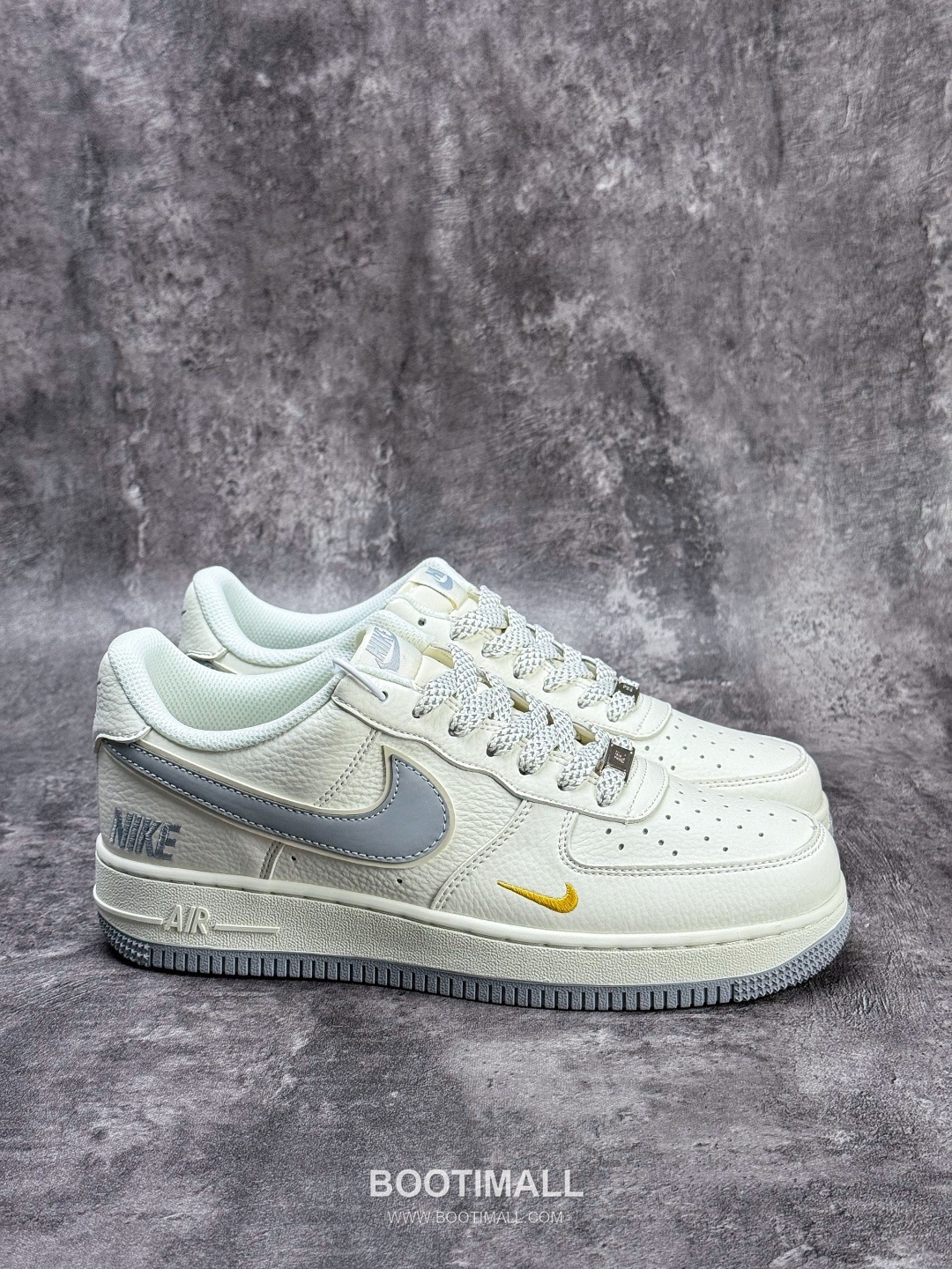 Nike Air Force 1 Low Leather Sneakers 나이키 에어포스 1 로우 레더 스니커즈

--- 5