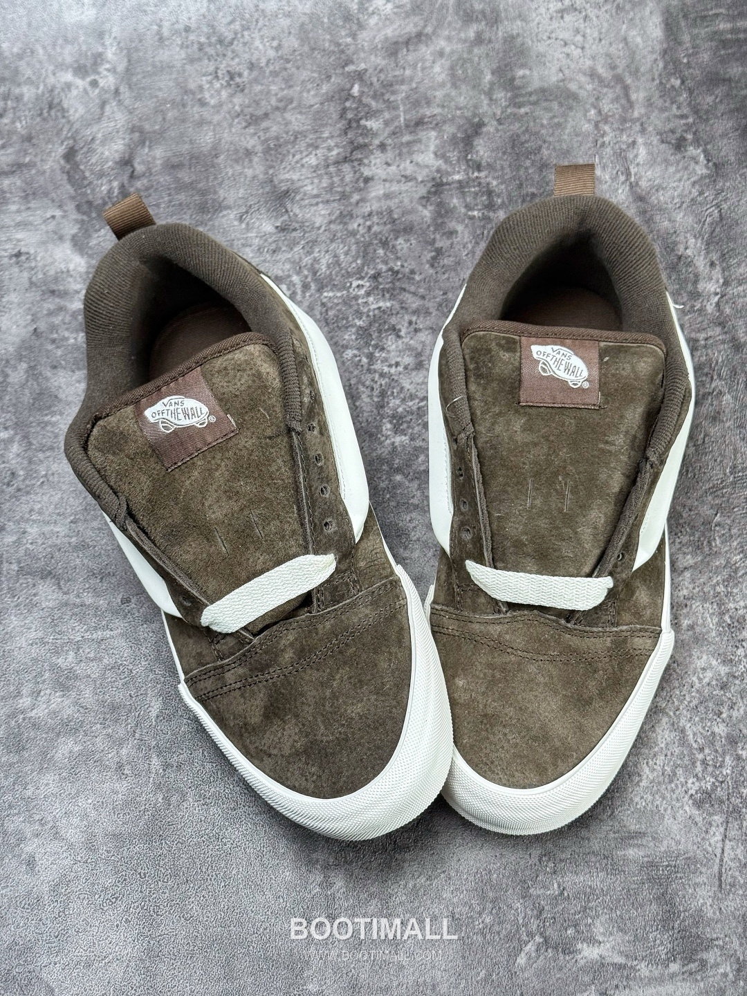 Vans Knu Skool Suede Low Sneakers 반스 뉴스쿨 스웨이드 로우 스니커즈
--- 2