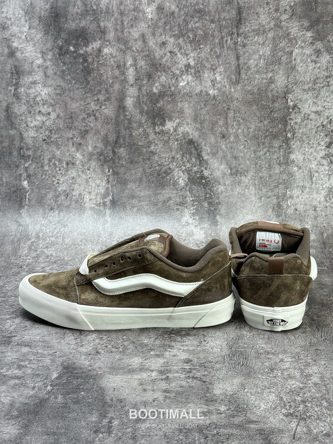 Vans Knu Skool Suede Low Sneakers 반스 뉴스쿨 스웨이드 로우 스니커즈
--- 6
