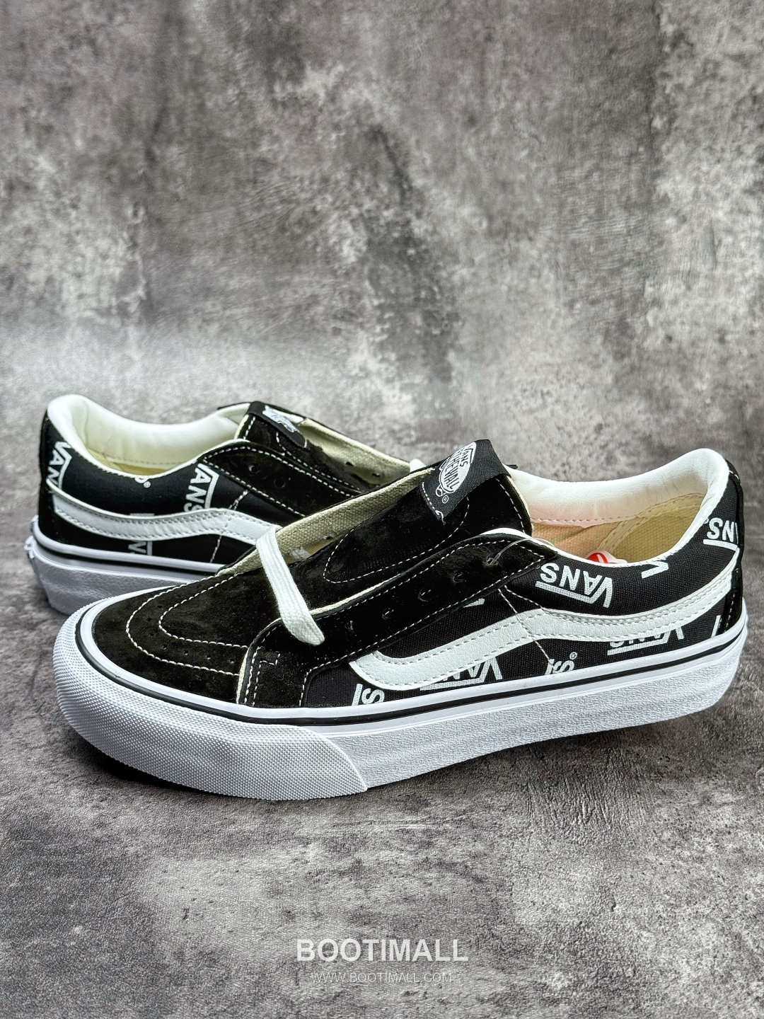 Vans Sk8-Low Canvas Low Sneakers 반스 스케이트-로우 캔버스 로우 스니커즈
--- 1