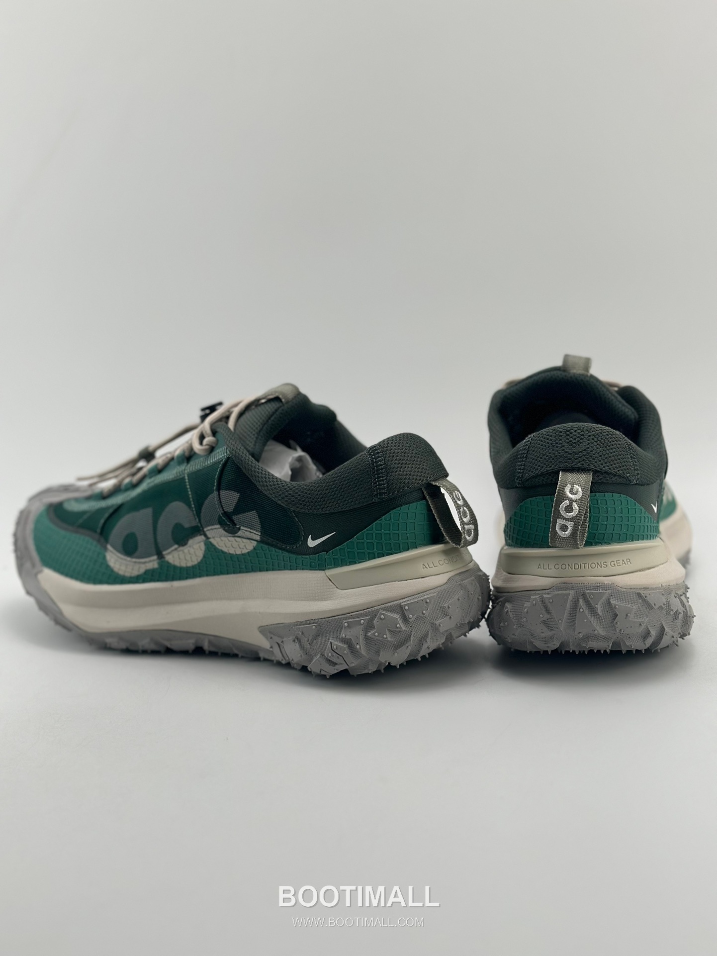 Nike ACG Mountain Fly 2 Low Mesh Trail Sneakers 나이키 ACG 마운틴 플라이 2 로우 메쉬 트레일 스니커즈
--- 5