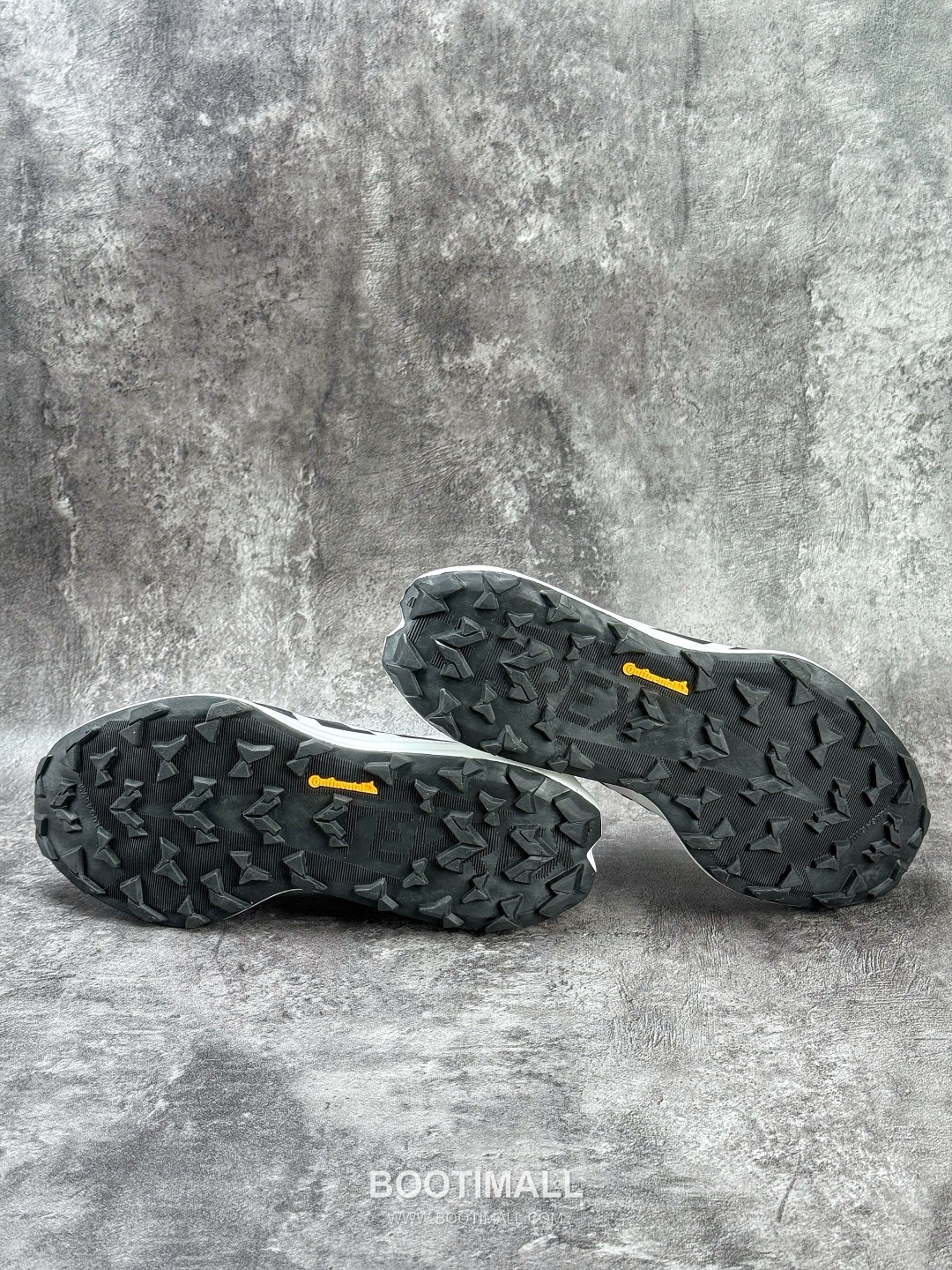 Adidas Terrex Agravic TT Mesh Low Trail Running Shoes 아디다스 테렉스 아그라빅 TT 메쉬 로우 트레일 러닝화

--- 7