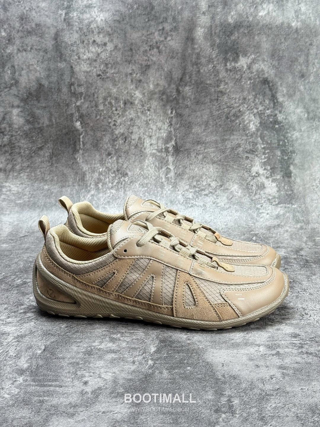 Ecco Biom Lite W Mesh Leather Low Sneakers 에코 바이옴 라이트 W 메쉬 레더 로우 스니커즈
--- 5