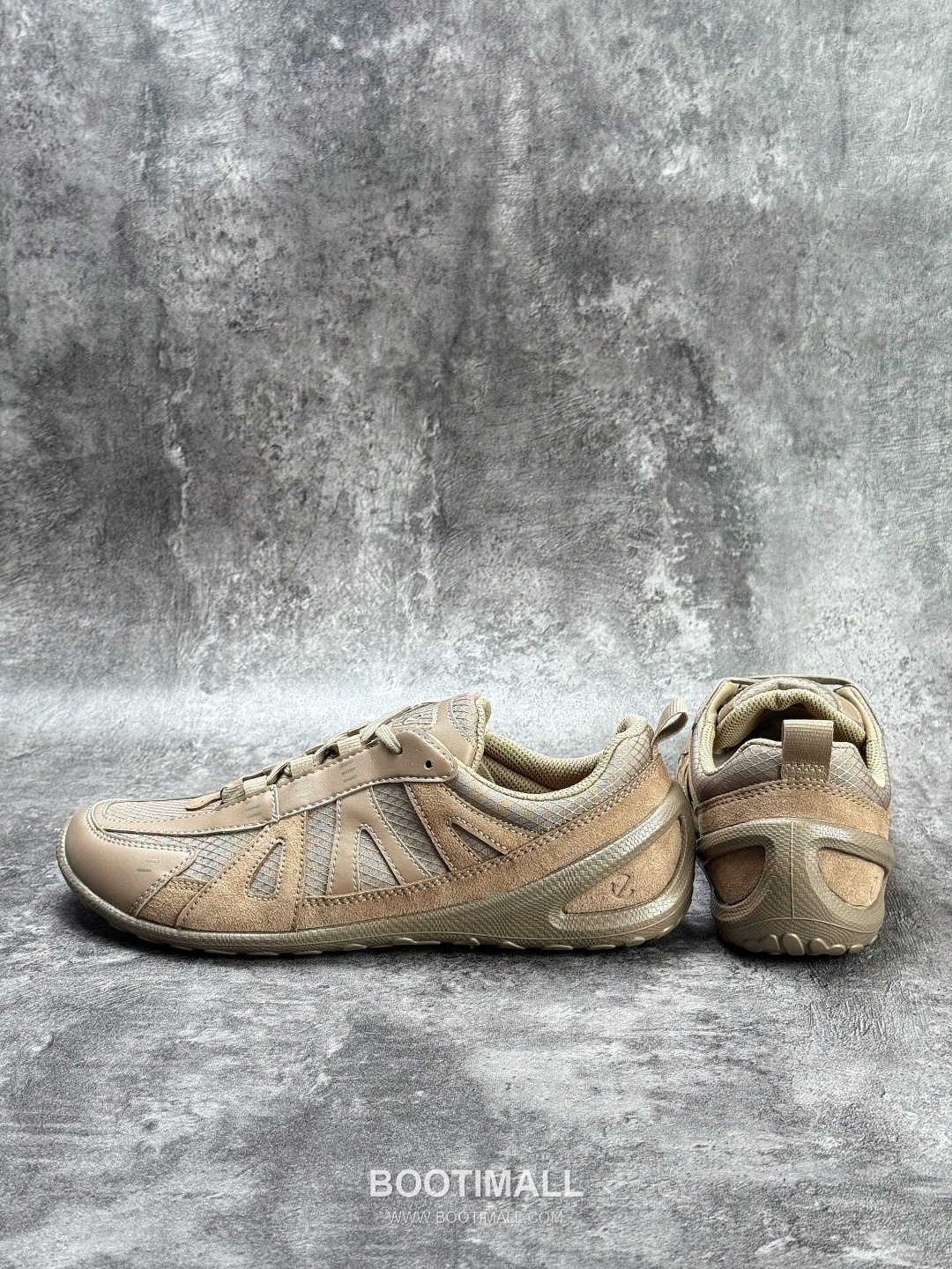 Ecco Biom Lite W Mesh Leather Low Sneakers 에코 바이옴 라이트 W 메쉬 레더 로우 스니커즈
--- 6