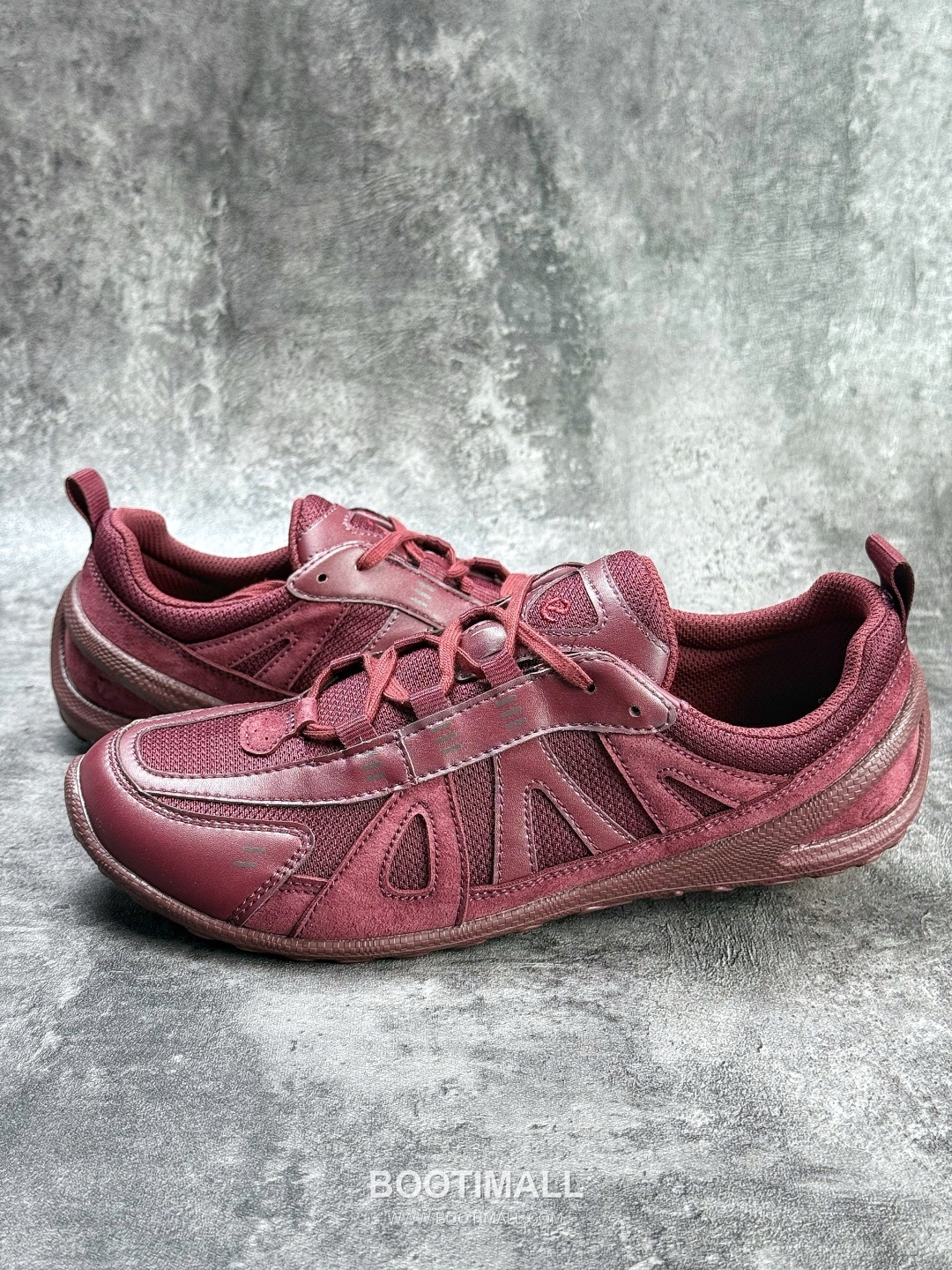 Ecco Biom Lite W Mesh Leather Low Sneakers 에코 바이옴 라이트 W 메쉬 레더 로우 스니커즈
--- 1