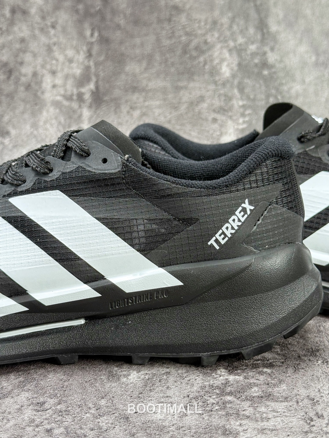 Adidas Terrex Agravic TT Mesh Low Trail Running Shoes 아디다스 테렉스 아그라빅 TT 메쉬 로우 트레일 러닝화

--- 9
