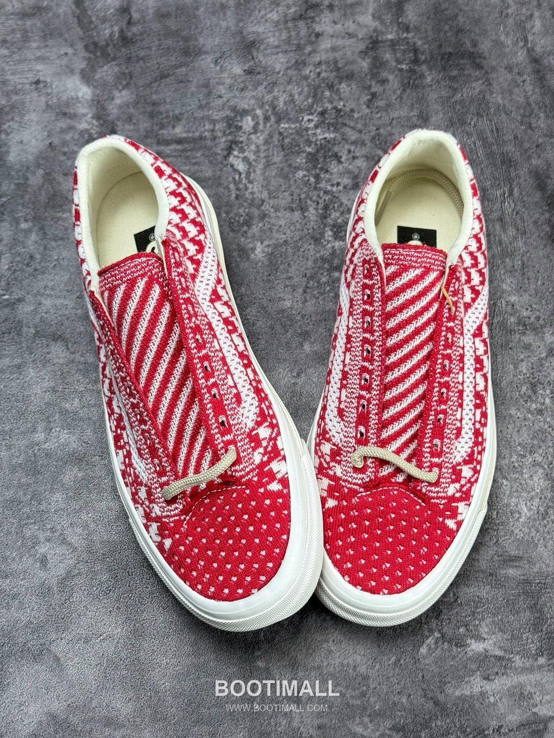 Vans OTW Old Skool 36 Knit Mesh Low Sneakers 반스 OTW 올드스쿨 36 니트 메쉬 로우 스니커즈

--- 2