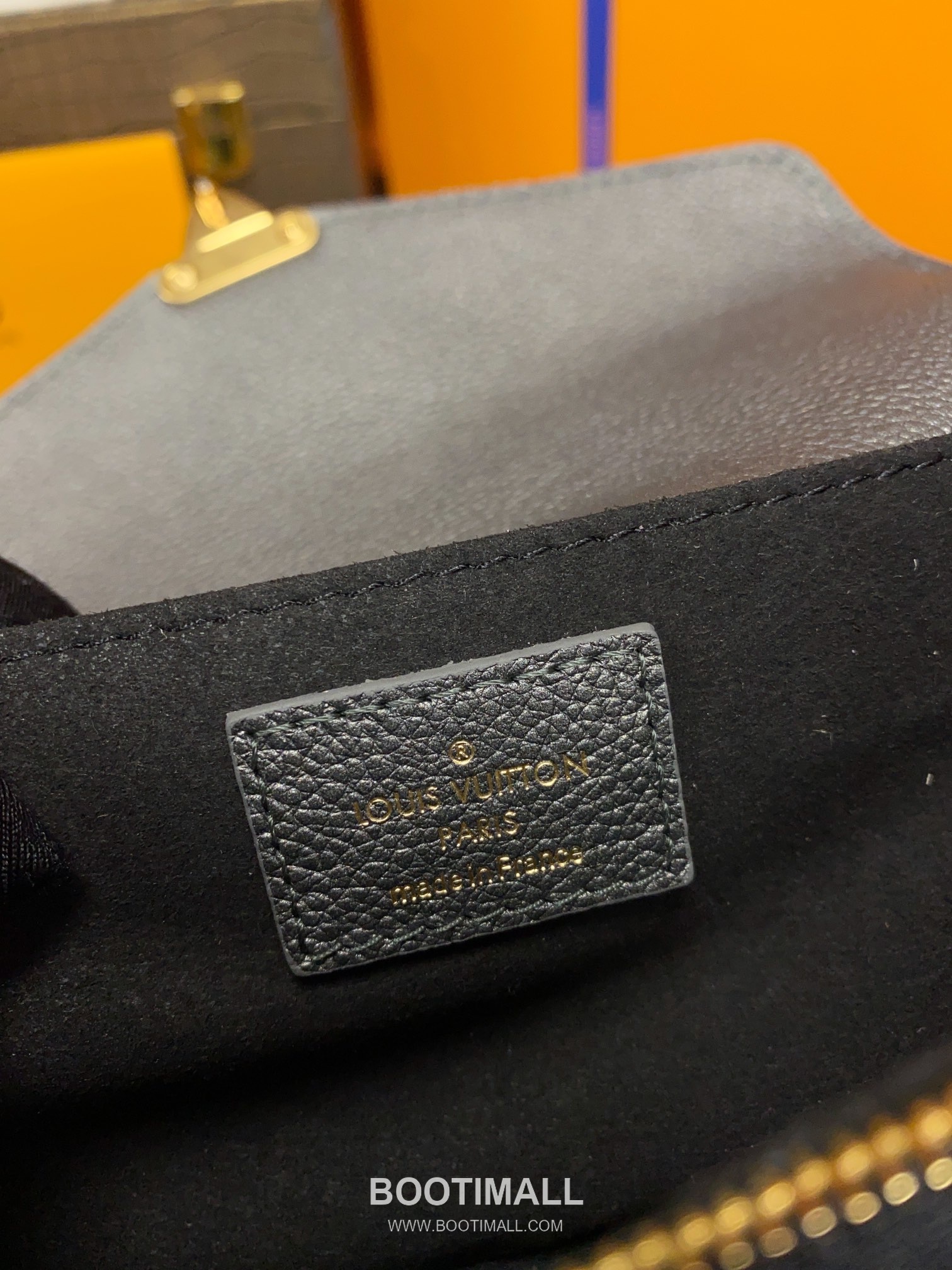 Louis Vuitton Pochette Métis East West M11998 Monogram Empreinte Leather Shoulder Bag 루이비통 포쉐트 메티스 이스트 웨스트 모노그램 앙프렝뜨 가죽 숄더백 21.5cm 17