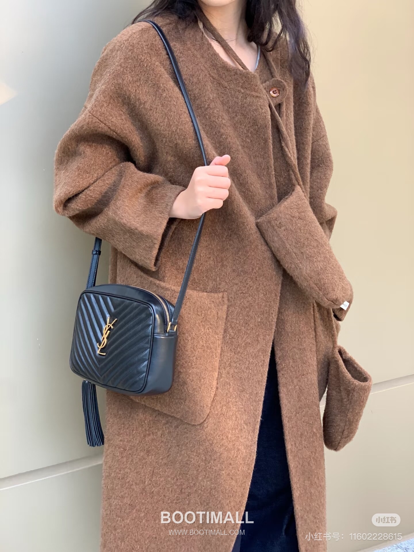 Saint Laurent Lou Camera Bag Calfskin Leather Shoulder Bag 생로랑 루 카메라백 카프스킨 가죽 숄더백 23cm 8