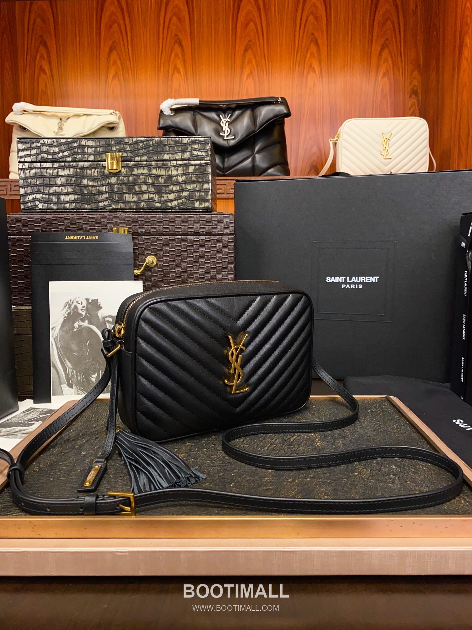 Saint Laurent Lou Camera Bag Calfskin Leather Shoulder Bag 생로랑 루 카메라백 카프스킨 가죽 숄더백 23cm 11