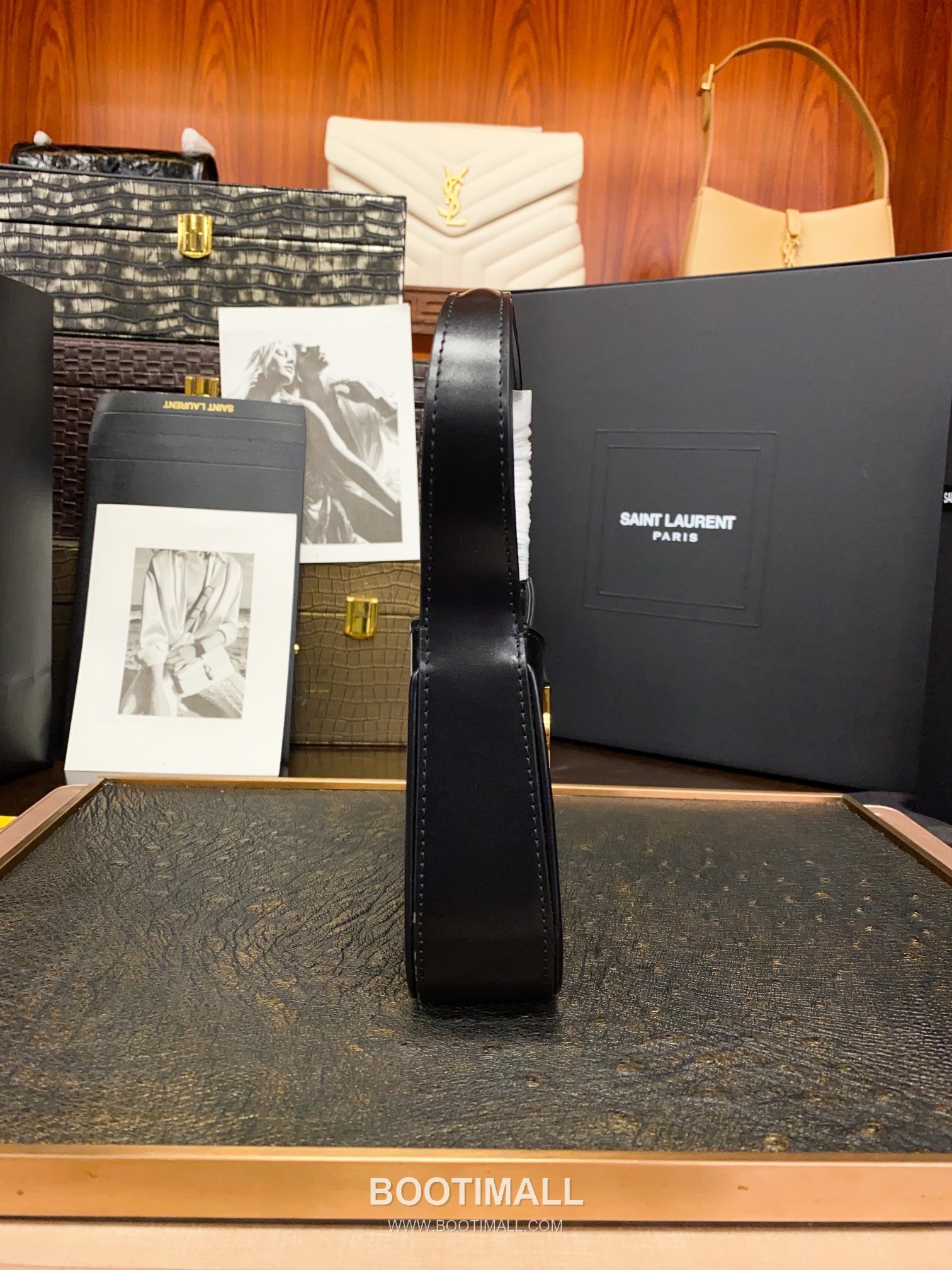 Saint Laurent Mini Shoulder Bag 710318 Calfskin Leather Underarm Bag 생로랑 미니 숄더백 카프스킨 가죽 언더암백 19cm 4