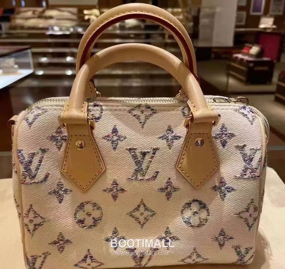 Louis Vuitton Speedy Bandoulière 20 M24709 Monogram Jacquard Textile Bag 루이비통 스피디 반둘리에 20 모노그램 자카드 텍스타일 백 20.5cm 6