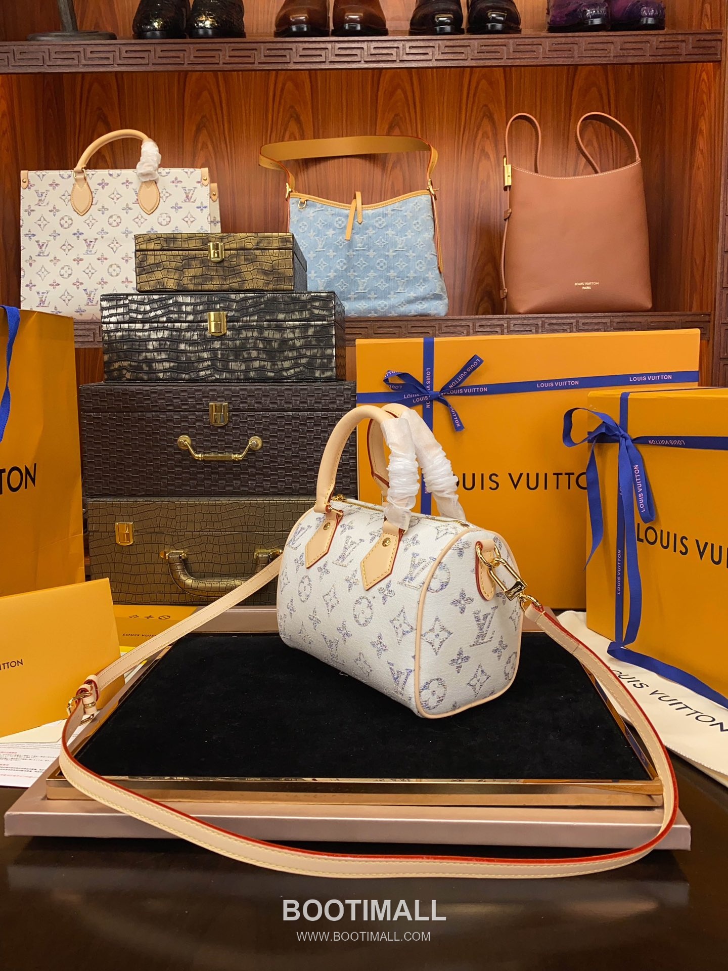 Louis Vuitton Speedy Bandoulière 20 M24709 Monogram Jacquard Textile Bag 루이비통 스피디 반둘리에 20 모노그램 자카드 텍스타일 백 20.5cm 11