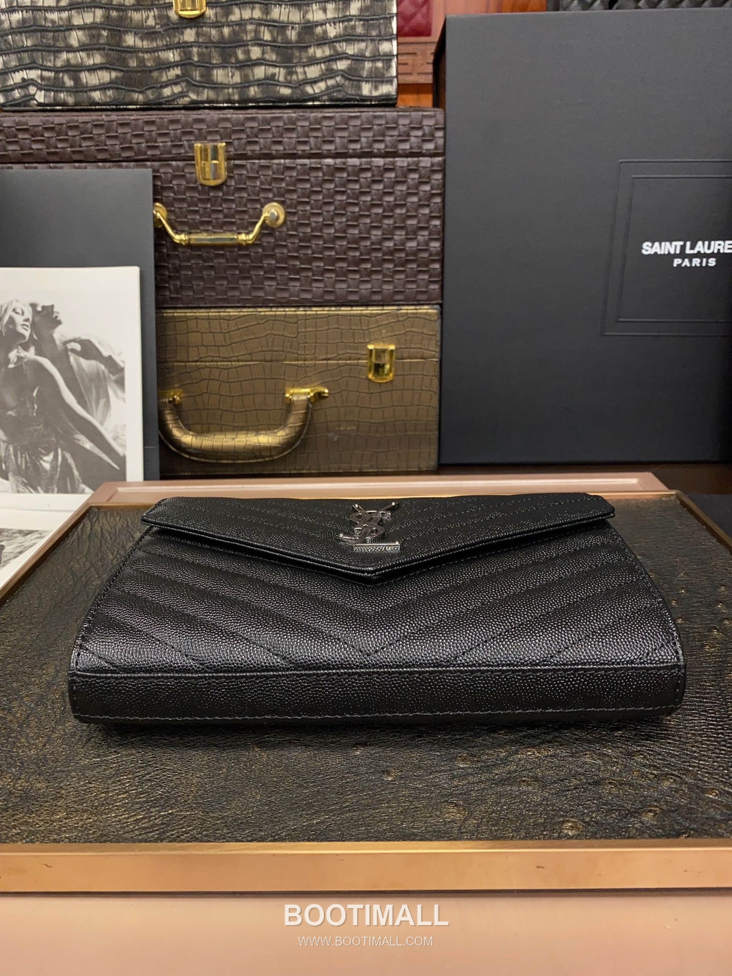 Saint Laurent Chain Wallet 377828 Calfskin Leather Quilted Wallet 생로랑 체인 월렛 카프스킨 가죽 퀼팅 지갑 22.5cm 3