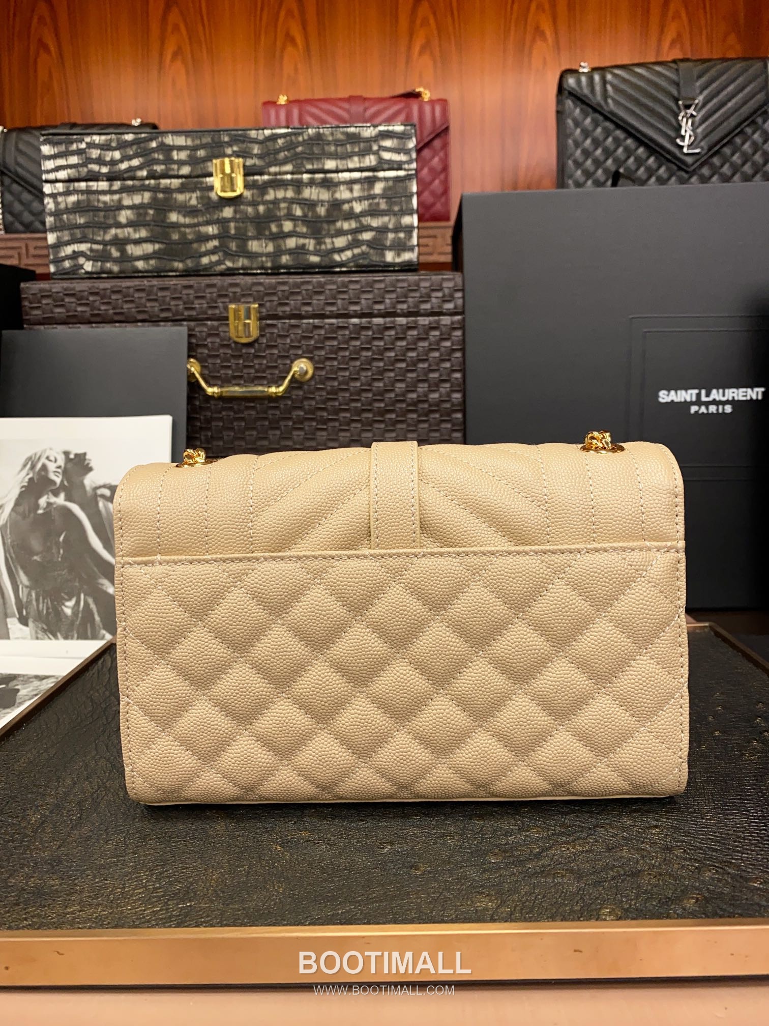 Saint Laurent Envelope Small 526286 Grained Calfskin Quilted Chain Bag 생로랑 엔벨로프 스몰 그레인 카프스킨 퀼팅 체인백 21cm 3