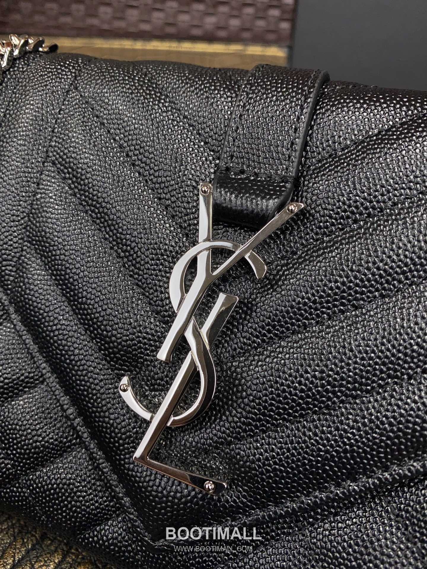 Saint Laurent Envelope Small 526286 Grained Calfskin Quilted Chain Bag 생로랑 엔벨로프 스몰 그레인 카프스킨 퀼팅 체인백 21cm 5