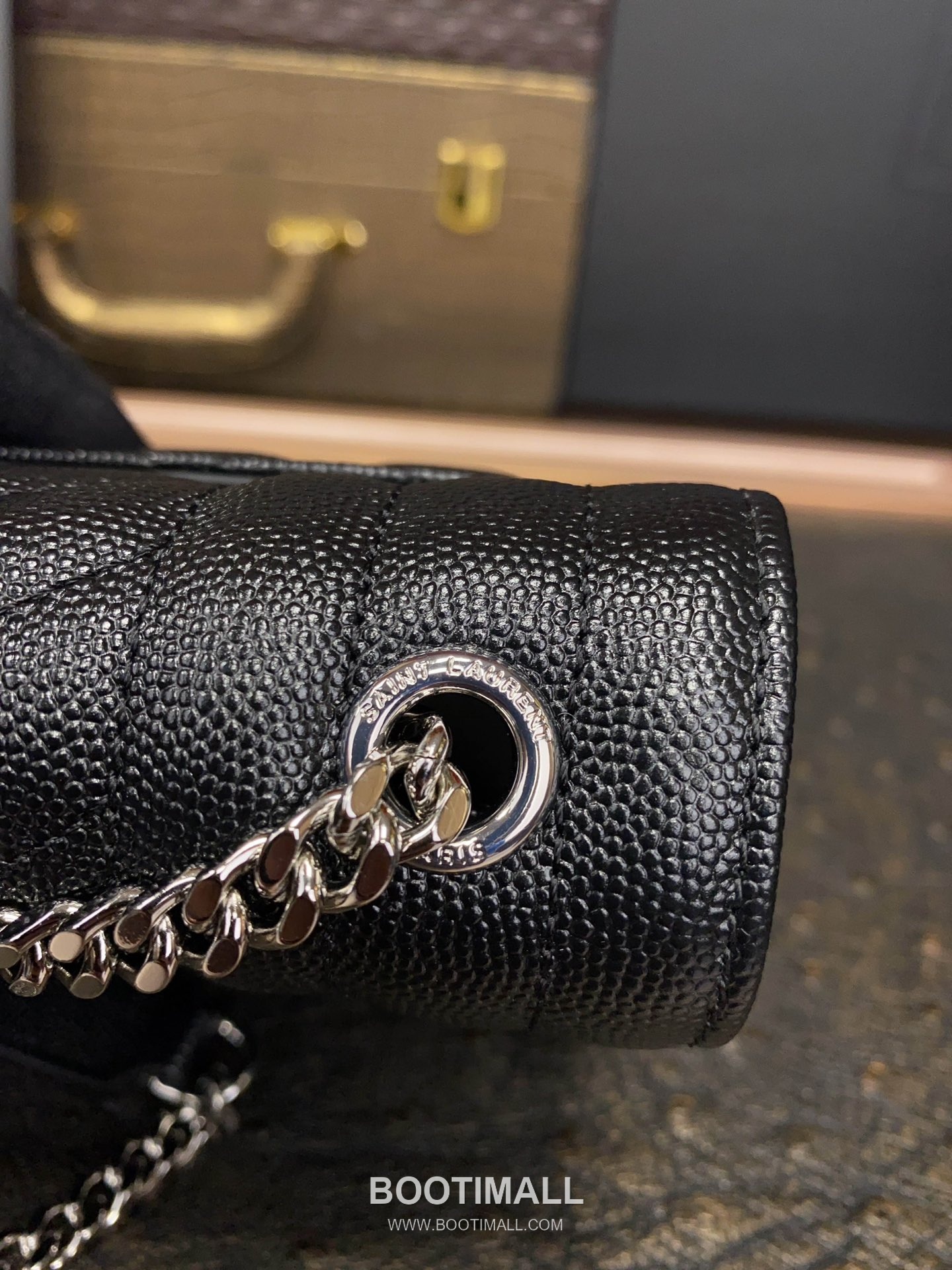 Saint Laurent Envelope Small 526286 Grained Calfskin Quilted Chain Bag 생로랑 엔벨로프 스몰 그레인 카프스킨 퀼팅 체인백 21cm 6