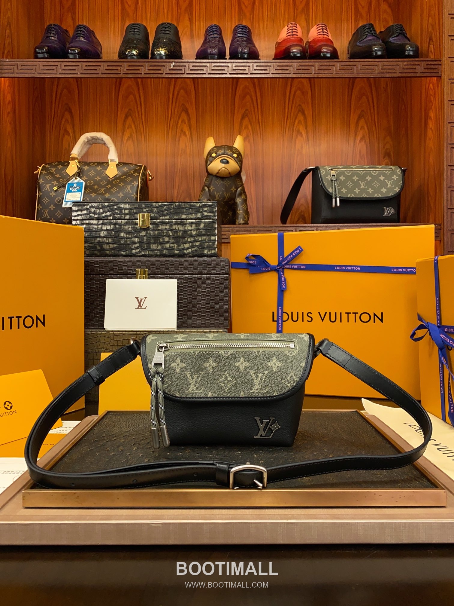 Louis Vuitton Pulse Mini Bag M12618 Monogram Canvas and Leather Shoulder Bag 루이비통 펄스 미니백 모노그램 캔버스 가죽 숄더백 22.5cm 7