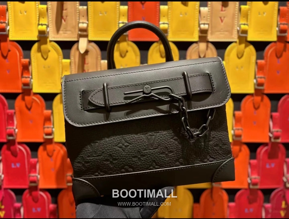 Louis Vuitton Steamer Small M24436 Taurillon Monogram Embossed Leather Bag 루이비통 스티머 스몰 토리옹 모노그램 엠보스 가죽 백 25cm 4