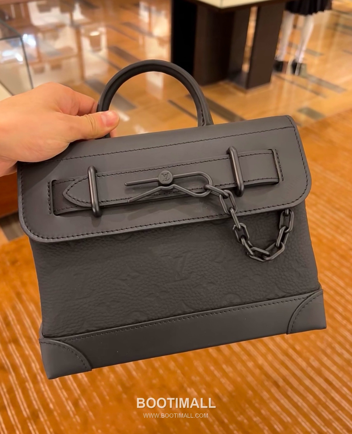 Louis Vuitton Steamer Small M24436 Taurillon Monogram Embossed Leather Bag 루이비통 스티머 스몰 토리옹 모노그램 엠보스 가죽 백 25cm 10