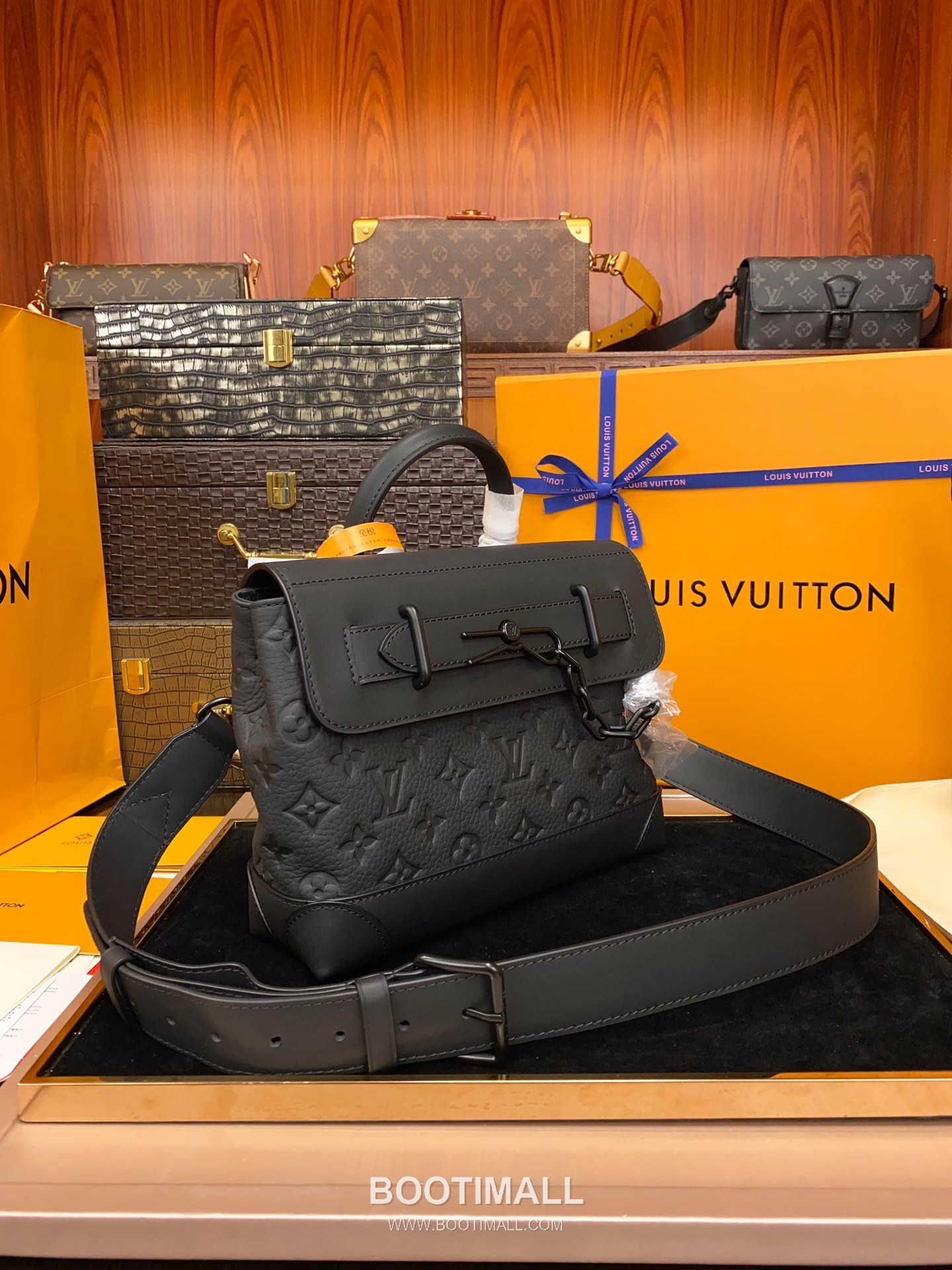 Louis Vuitton Steamer Small M24436 Taurillon Monogram Embossed Leather Bag 루이비통 스티머 스몰 토리옹 모노그램 엠보스 가죽 백 25cm 12