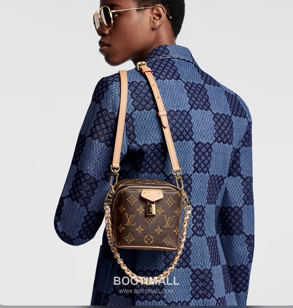 Louis Vuitton Just In Case Bag M47096 Monogram Canvas Leather Trim Mini Bag 루이비통 저스트 인 케이스 모노그램 캔버스 레더 트림 미니백 14cm 3