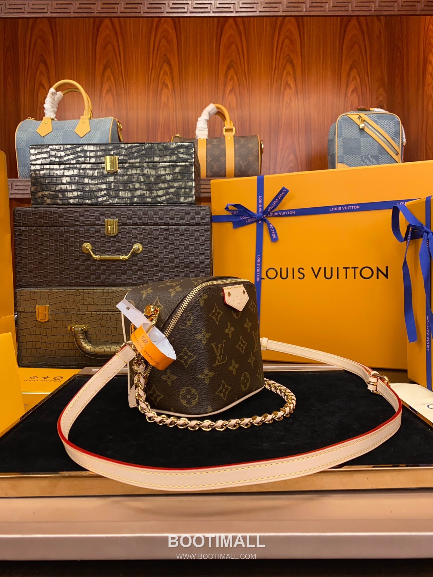 Louis Vuitton Just In Case Bag M47096 Monogram Canvas Leather Trim Mini Bag 루이비통 저스트 인 케이스 모노그램 캔버스 레더 트림 미니백 14cm 8