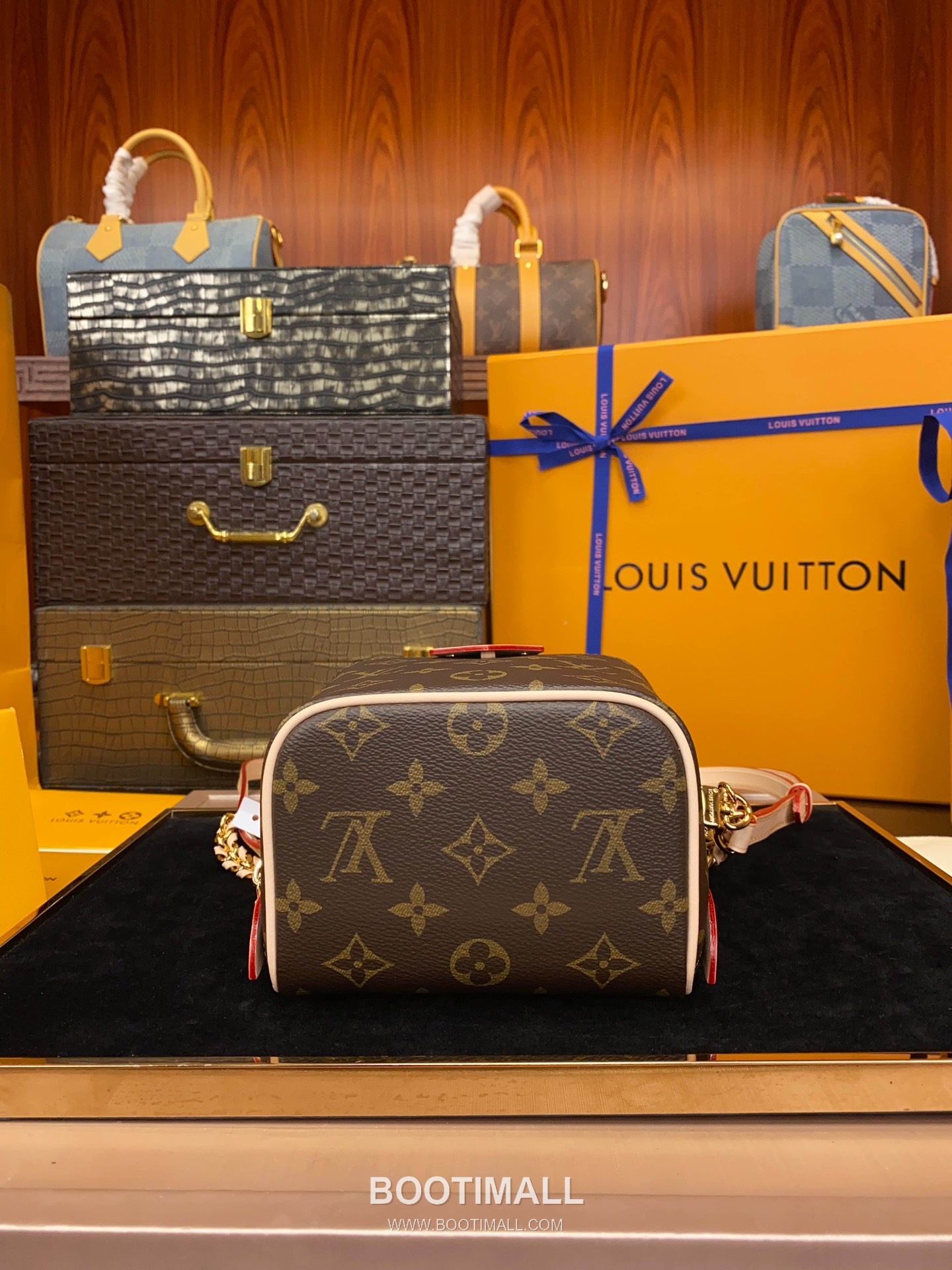 Louis Vuitton Just In Case Bag M47096 Monogram Canvas Leather Trim Mini Bag 루이비통 저스트 인 케이스 모노그램 캔버스 레더 트림 미니백 14cm 10