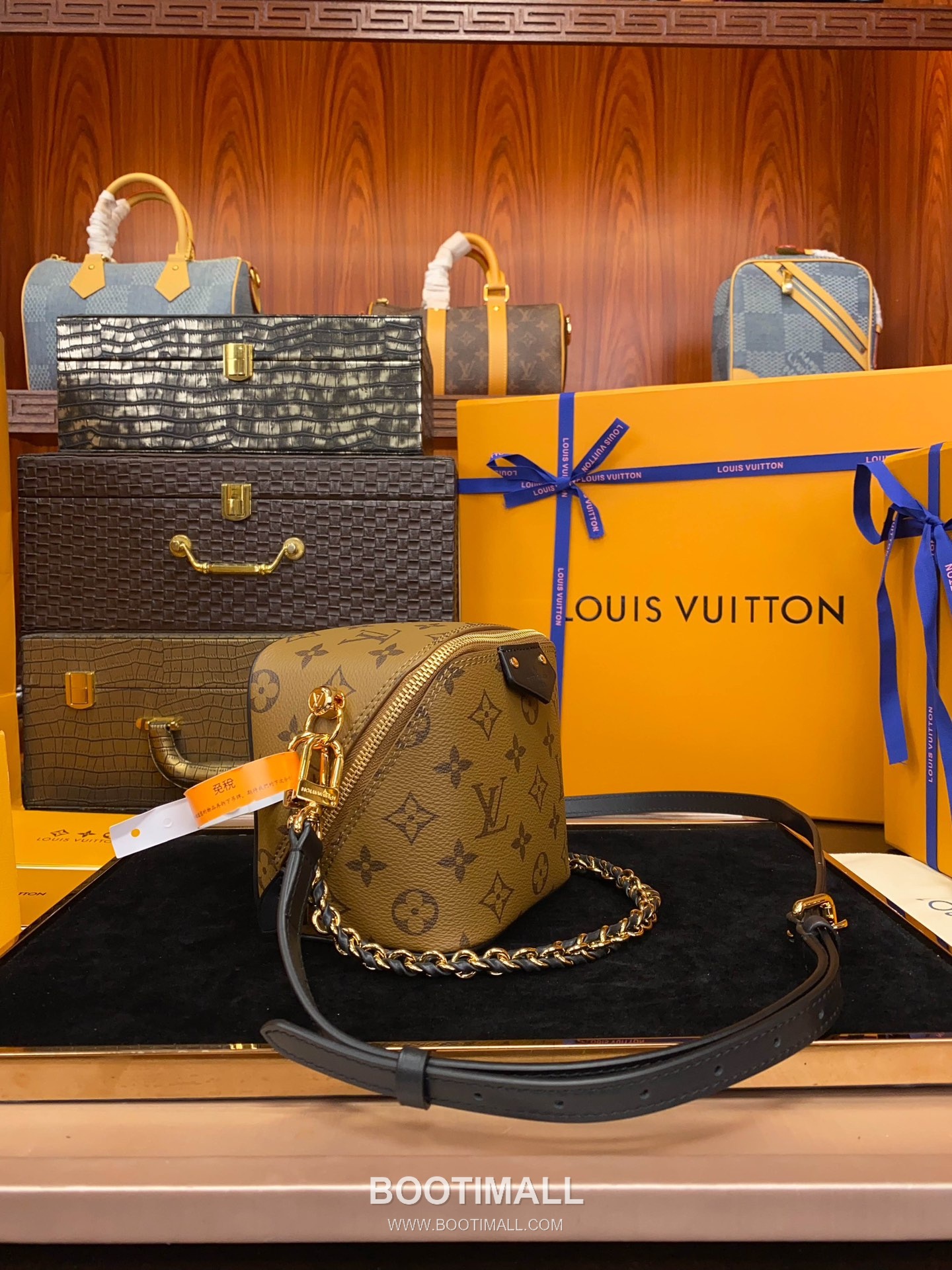 Louis Vuitton Just In Case Bag M47162 Monogram Reverse Canvas Mini Bag 루이비통 저스트 인 케이스 모노그램 리버스 캔버스 미니백 14cm 7