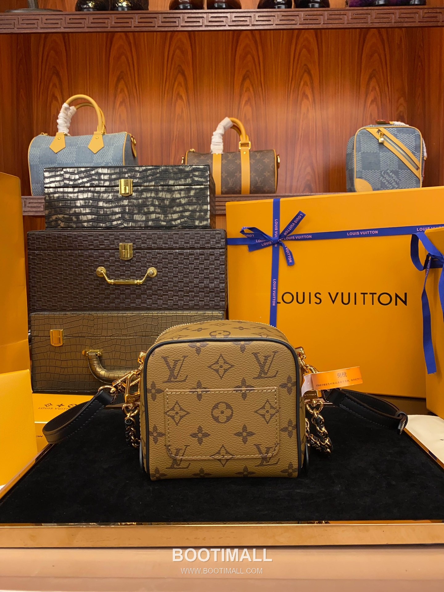 Louis Vuitton Just In Case Bag M47162 Monogram Reverse Canvas Mini Bag 루이비통 저스트 인 케이스 모노그램 리버스 캔버스 미니백 14cm 8