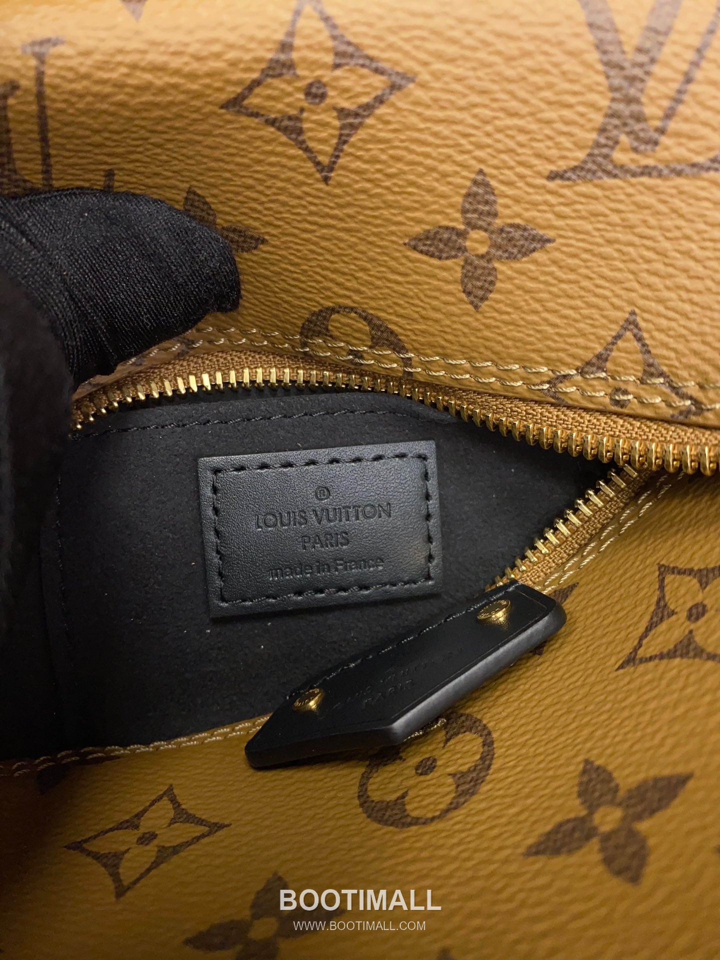 Louis Vuitton Just In Case Bag M47162 Monogram Reverse Canvas Mini Bag 루이비통 저스트 인 케이스 모노그램 리버스 캔버스 미니백 14cm 14