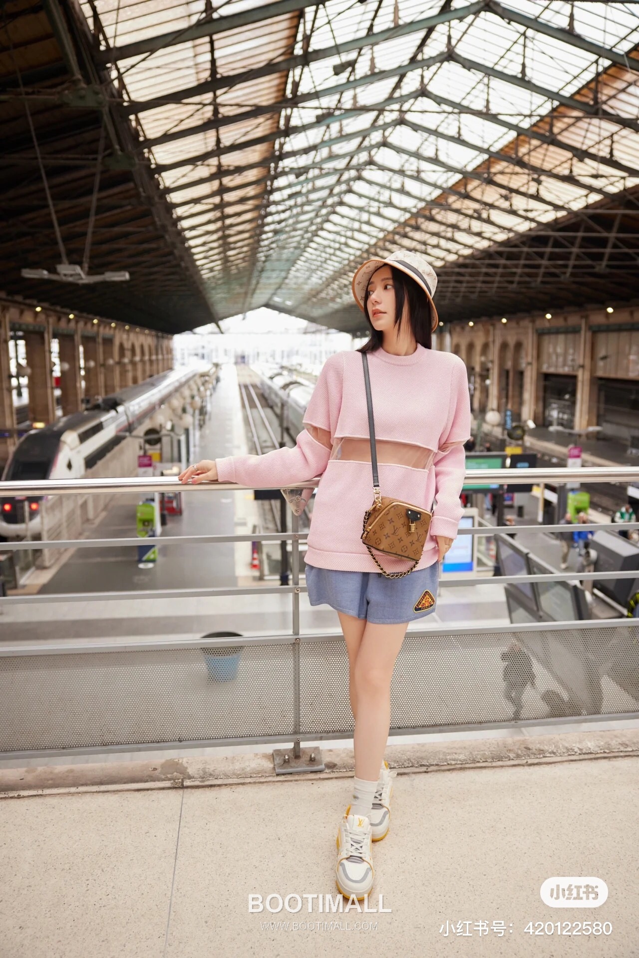 Louis Vuitton Just In Case Bag M47162 Monogram Reverse Canvas Mini Bag 루이비통 저스트 인 케이스 모노그램 리버스 캔버스 미니백 14cm 19