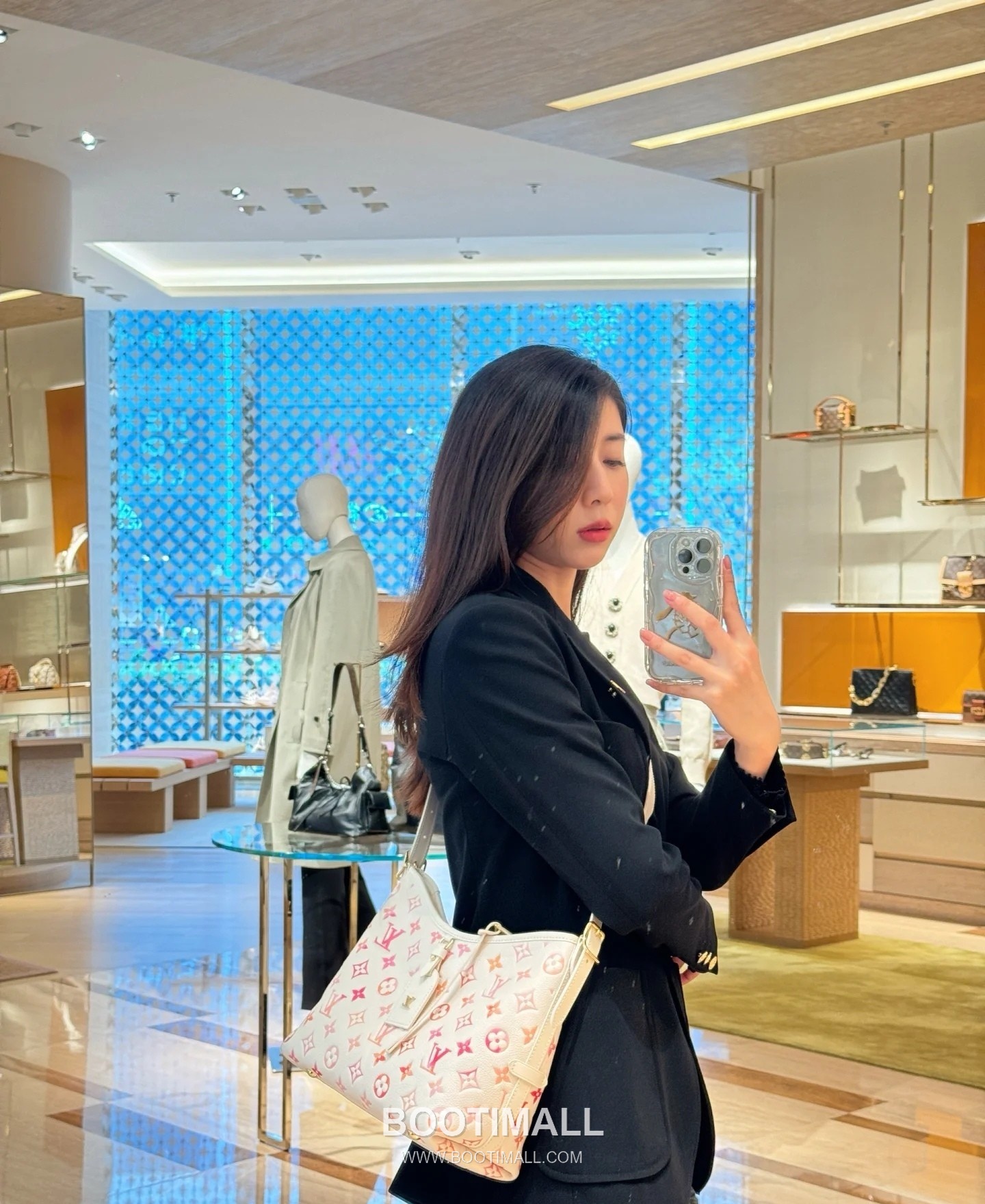 Louis Vuitton CarryAll Small M24652 Monogram Empreinte Leather Tote Bag 루이비통 캐리올 스몰 모노그램 앙프렝뜨 가죽 토트백 29.5cm 3