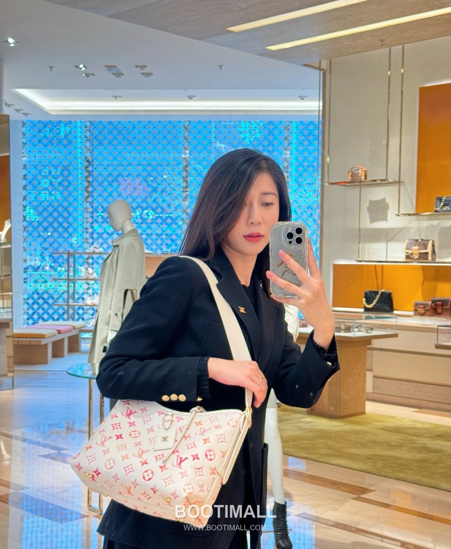 Louis Vuitton CarryAll Small M24652 Monogram Empreinte Leather Tote Bag 루이비통 캐리올 스몰 모노그램 앙프렝뜨 가죽 토트백 29.5cm 6