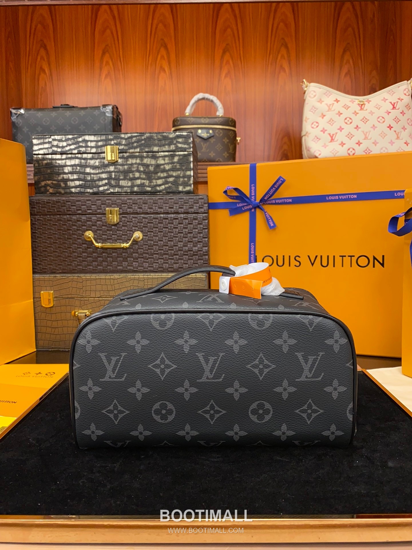 Louis Vuitton Toiletry Bag 2 Compartments M11750 Monogram Coated Canvas Pouch 루이비통 토일레트리 백 2 컴파트먼트 모노그램 코팅 캔버스 파우치 24cm 4
